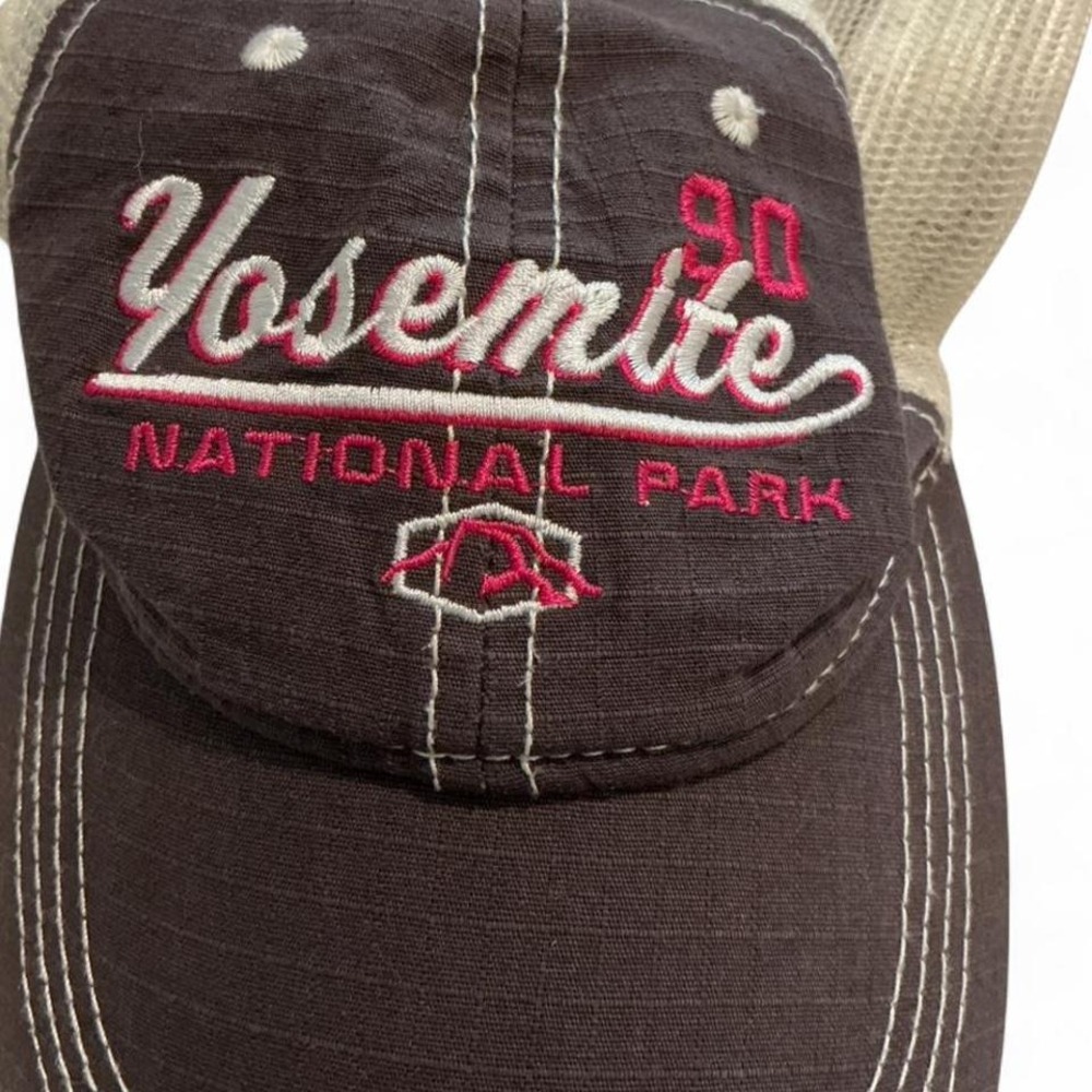 Prairie Mountain Yosemite National Park Hat Women OSFA Brown Good Trucker Mesh